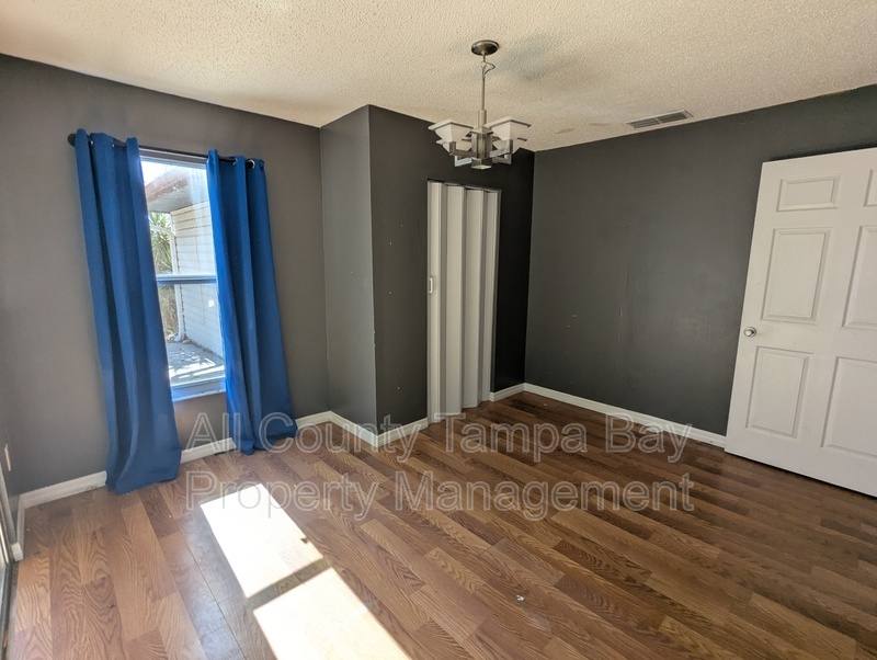 House for rent at 10914 Landon Lane, Tampa, FL 33635