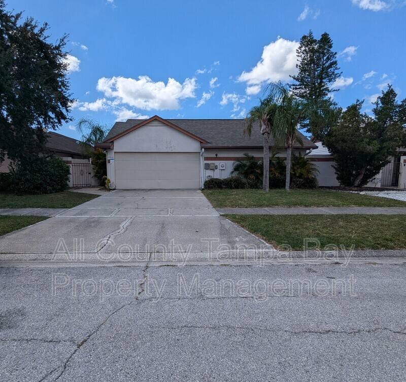 House for rent at 10914 Landon Lane, Tampa, FL 33635