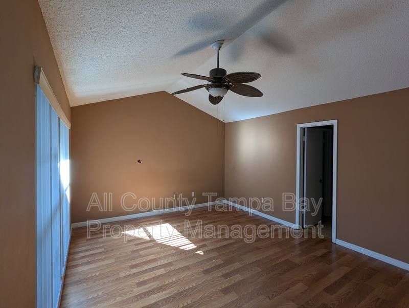 House for rent at 10914 Landon Lane, Tampa, FL 33635