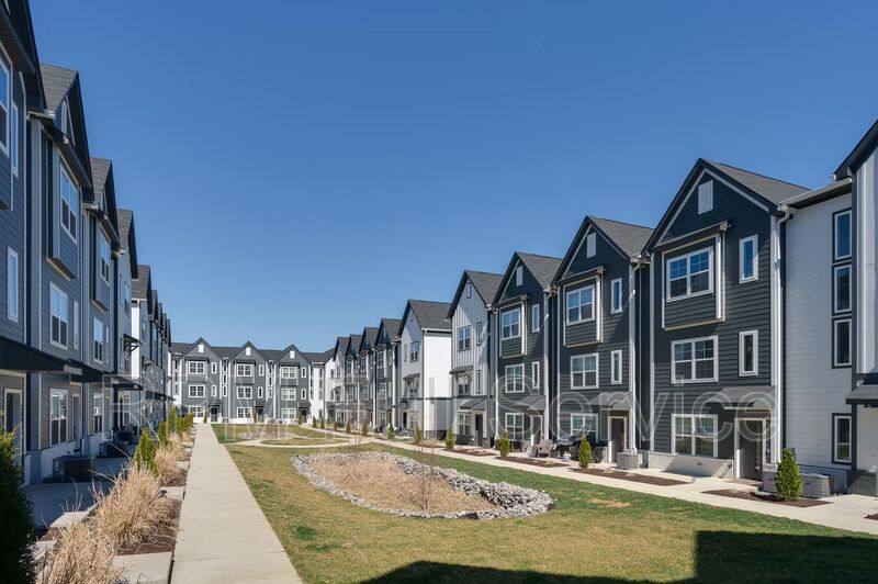Townhouse for rent at 700 N Dupont Ave #228, Madison, TN 37115