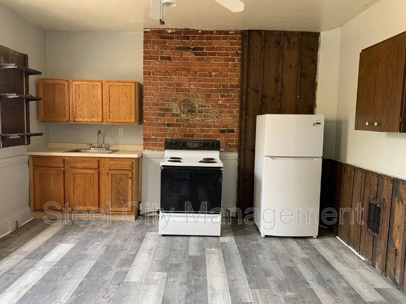 Apartment for rent at 810 Wood St #5, East Pittsburgh, PA 15112