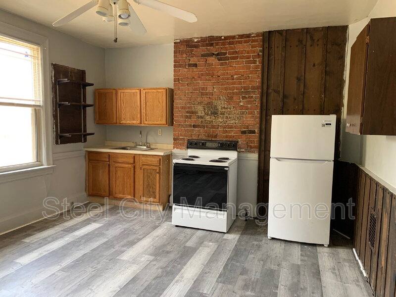 Apartment for rent at 810 Wood St #5, East Pittsburgh, PA 15112