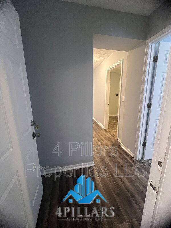 Apartment for rent at 1311 E Columbus Dr #1, East Chicago, IN 46312
