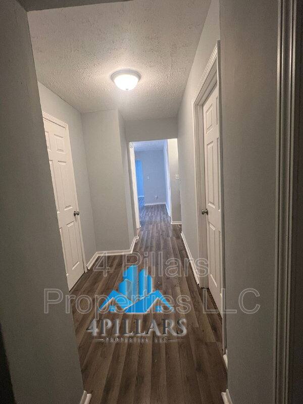 Apartment for rent at 1311 E Columbus Dr #1, East Chicago, IN 46312