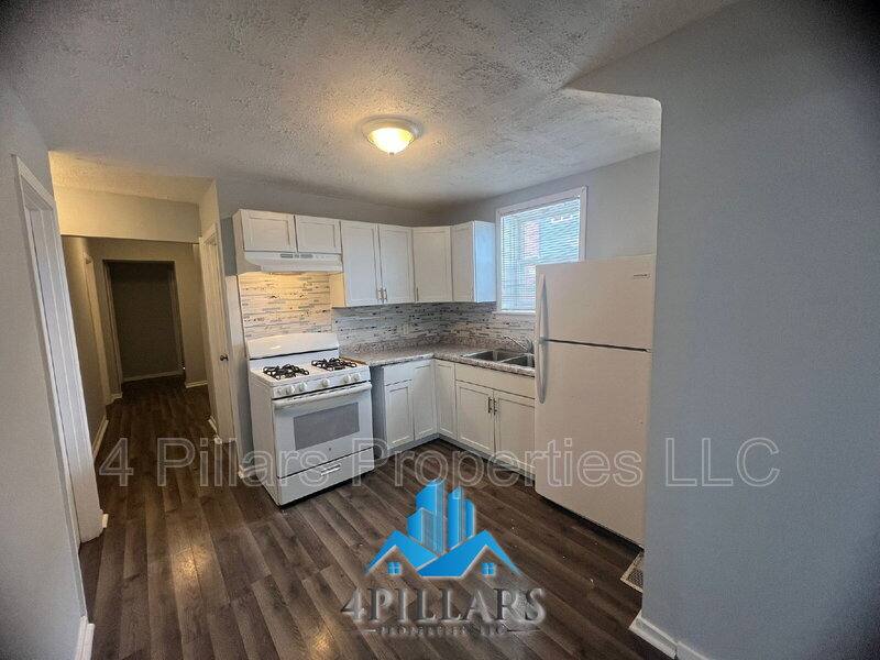Apartment for rent at 1311 E Columbus Dr #1, East Chicago, IN 46312