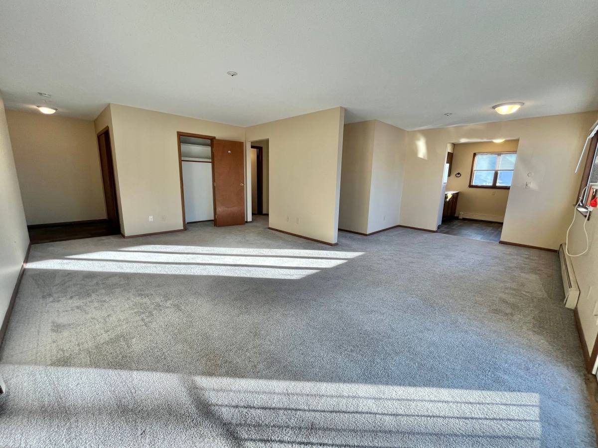 Apartment for rent at 201 N Summit Ave, Sioux Falls, SD 57104