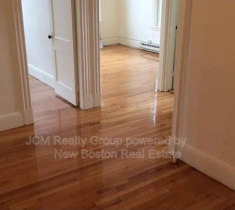 Apartment for rent at 203 Lewis St #2, Lynn, MA 01902
