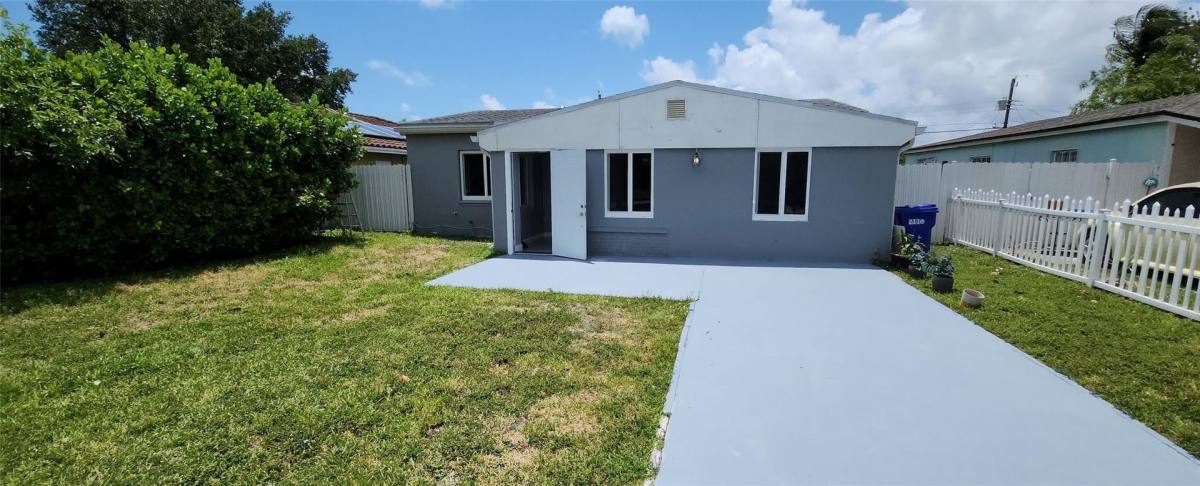 House for rent at 1766 NE 181st St, Miami, FL 33162