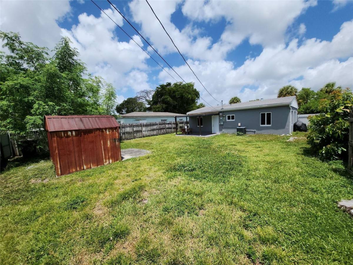 House for rent at 1766 NE 181st St, Miami, FL 33162
