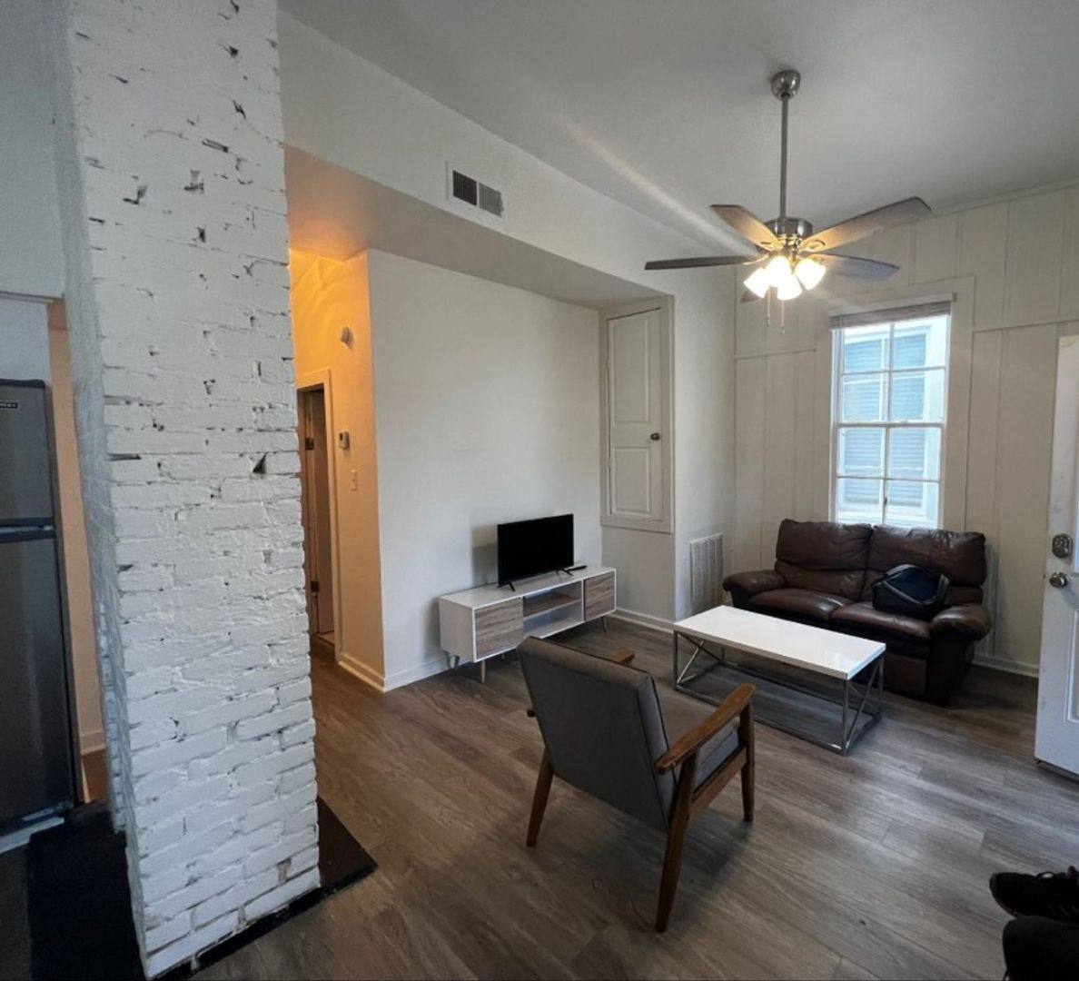 House for rent at 7710 Oak St, New Orleans, LA 70118