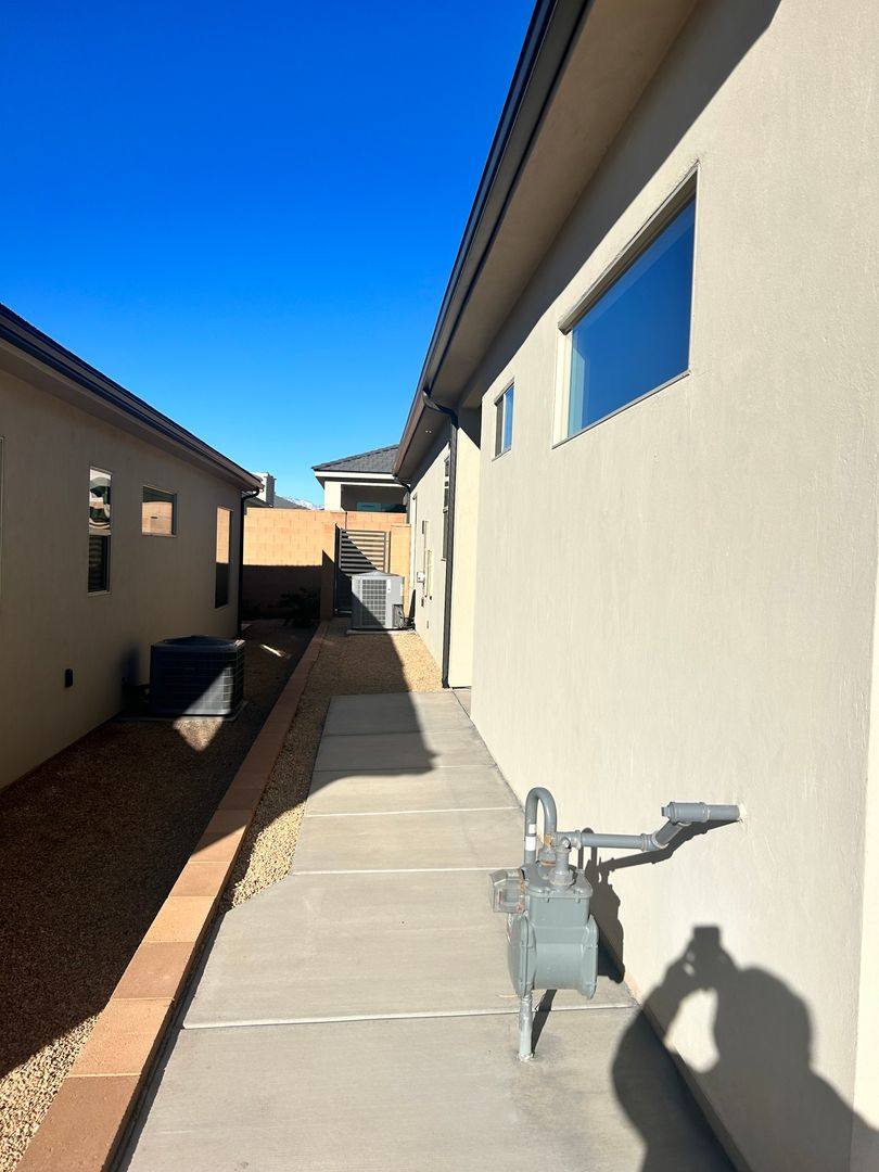House for rent at 1212 Hopewell Dr, Saint George, UT 84790