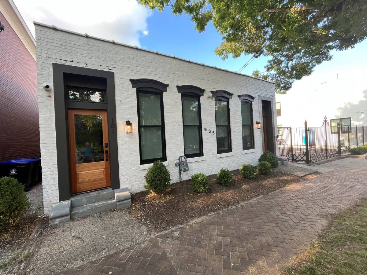 Apartment for rent at 935 Franklin St, Louisville, KY 40206