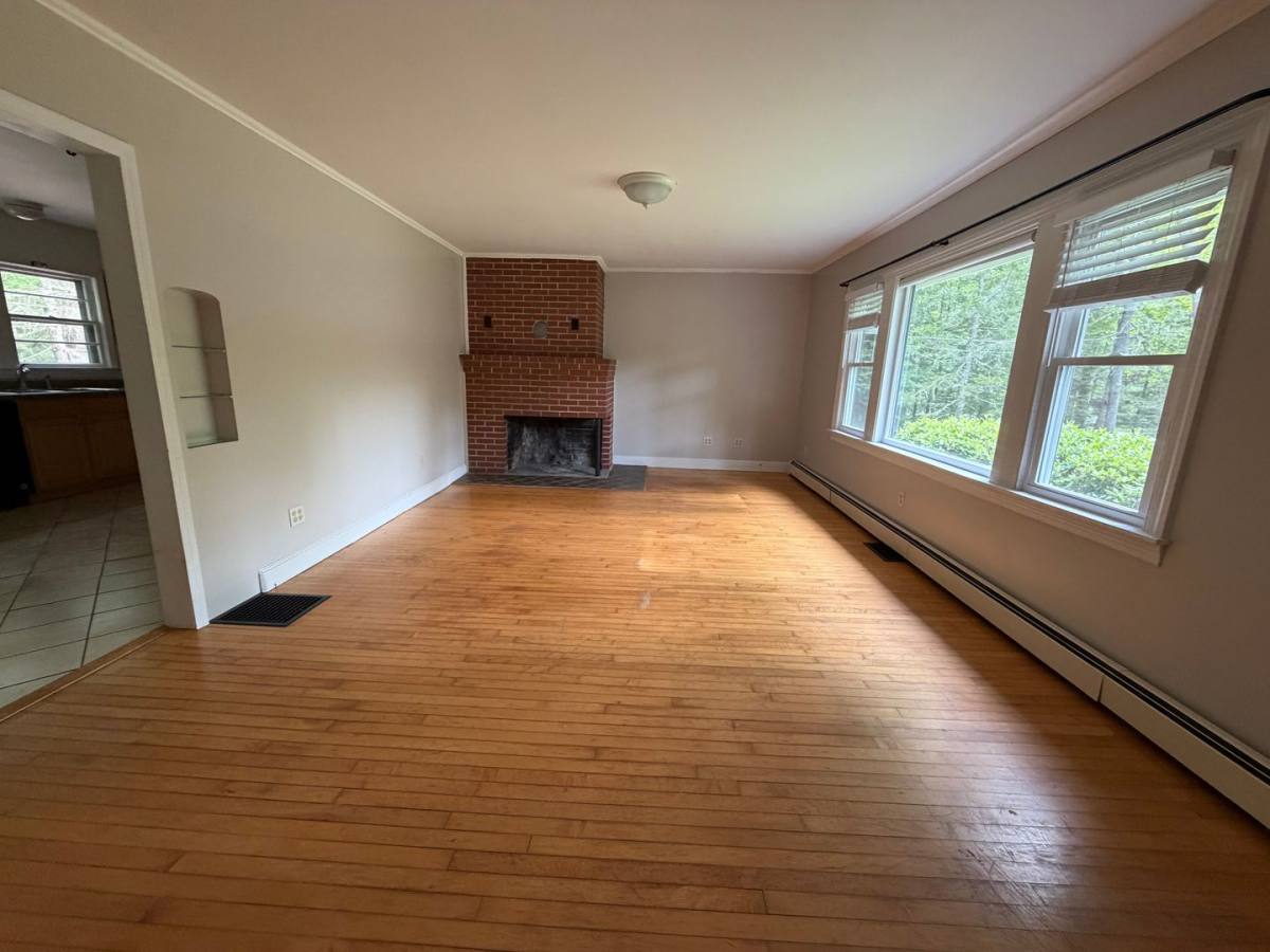 House for rent at 87 Mast Rd, Westbrook, ME 04092