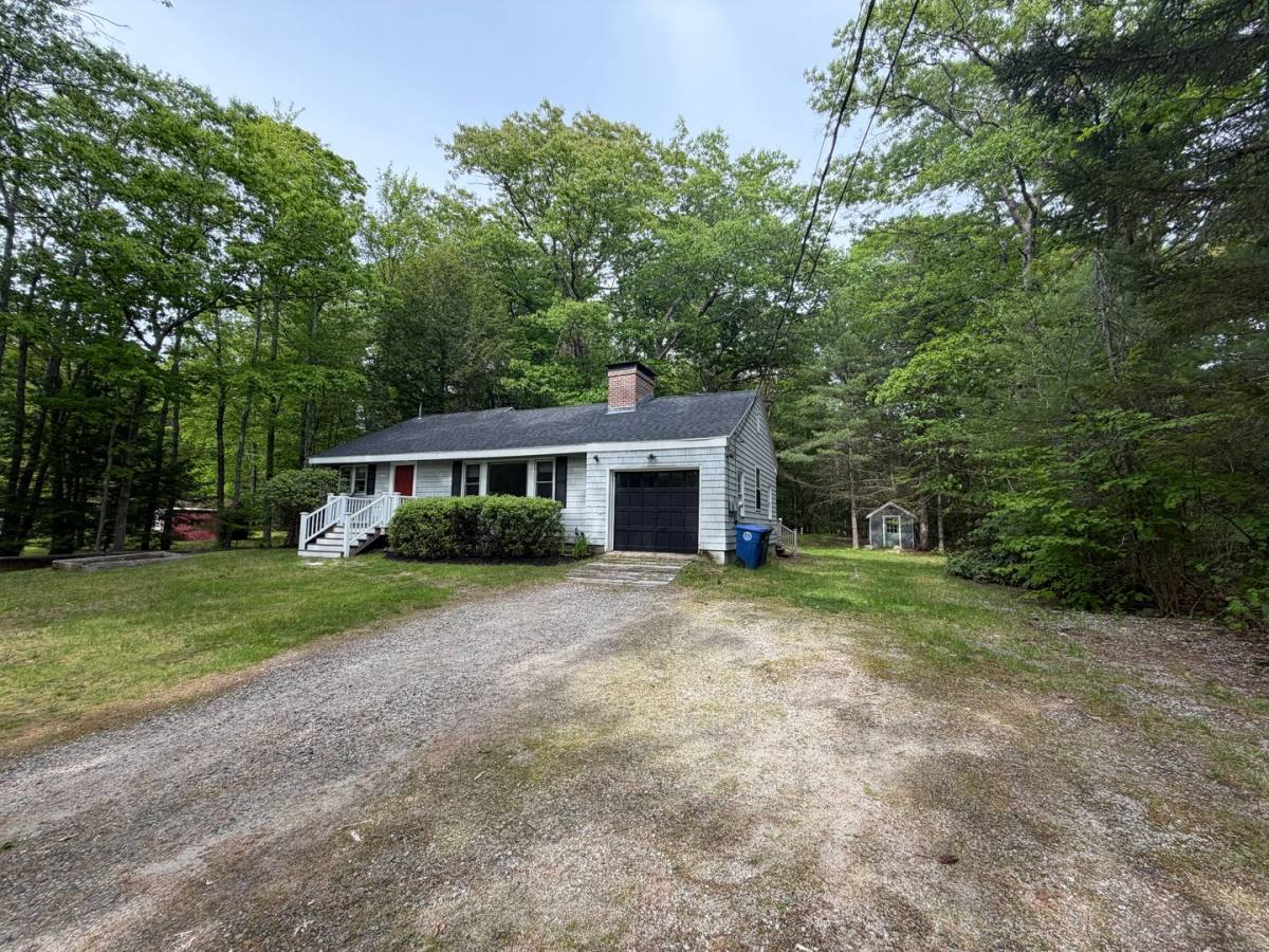 House for rent at 87 Mast Rd, Westbrook, ME 04092