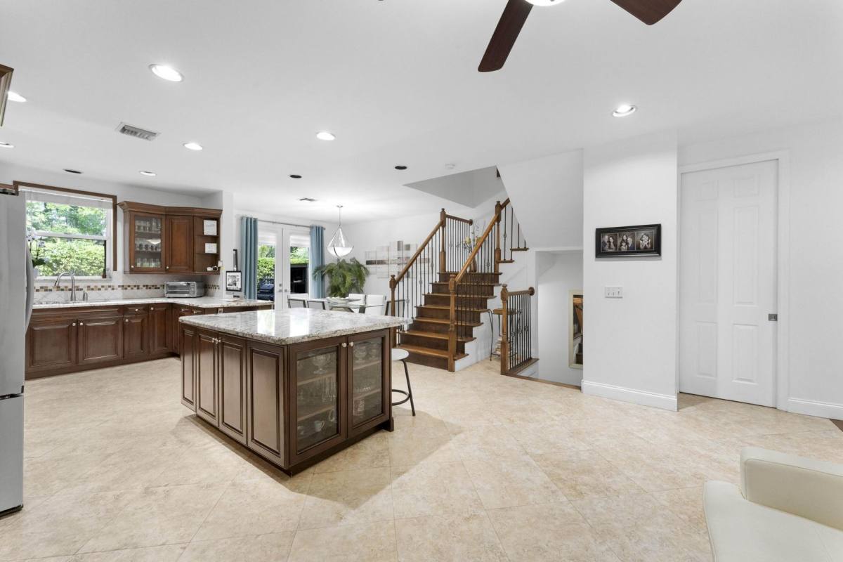 Townhouse for rent at 129 Spruce St, Boynton Beach, FL 33426