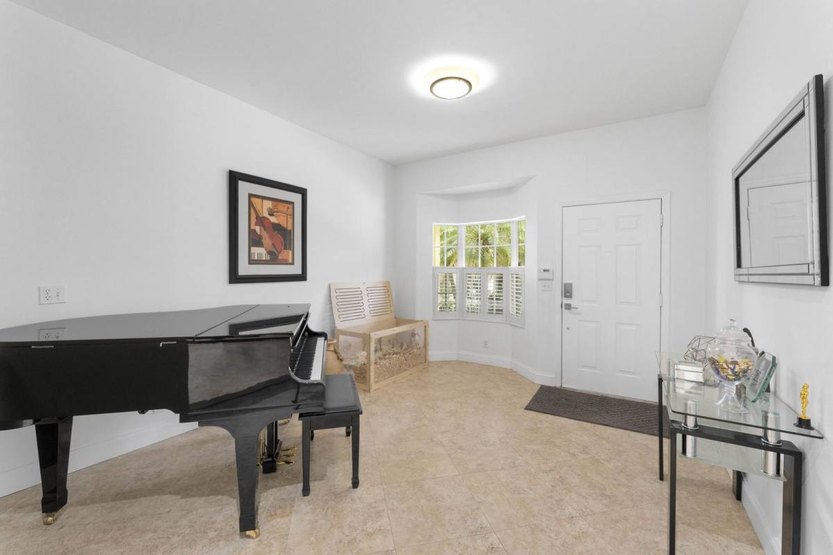Townhouse for rent at 129 Spruce St, Boynton Beach, FL 33426