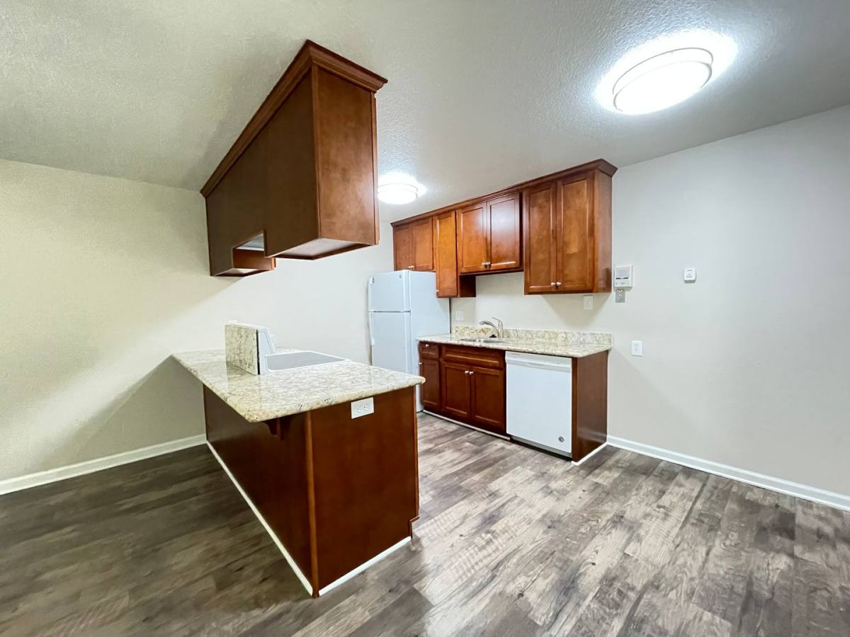 Apartment for rent at 1711 N St, Sacramento, CA 95811