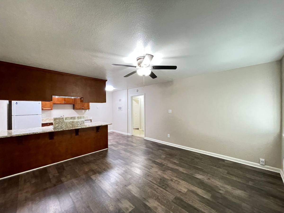 Apartment for rent at 1711 N St, Sacramento, CA 95811