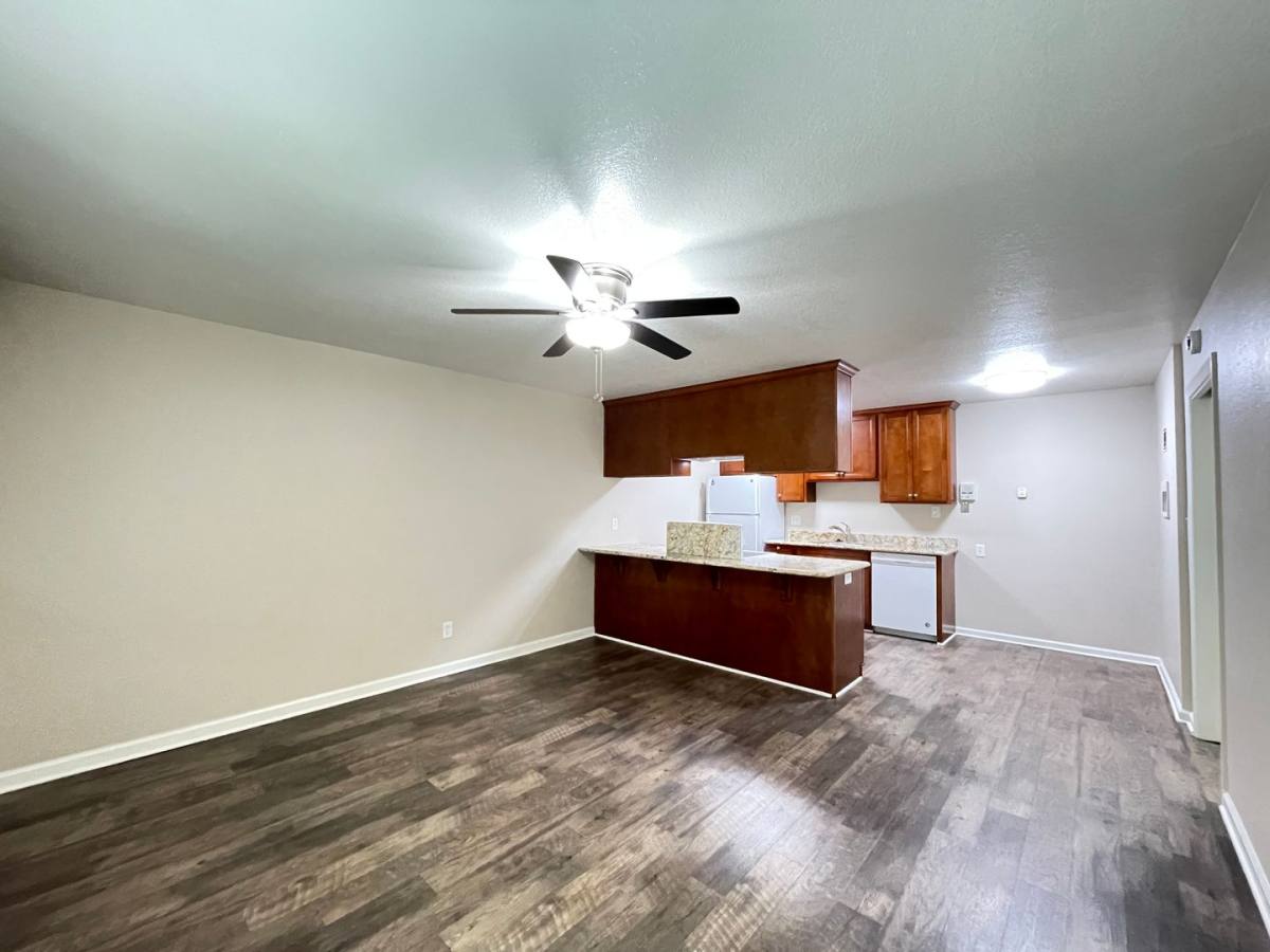 Apartment for rent at 1711 N St, Sacramento, CA 95811