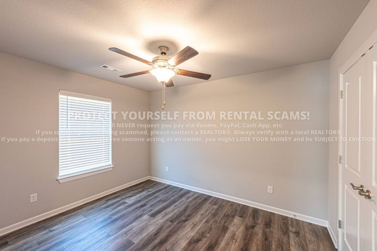 House for rent at 4476 W Newton Ave, Fayetteville, AR 72704