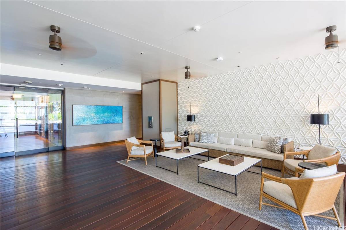 Apartment for rent at 888 Kapiolani Blvd, Honolulu, HI 96814