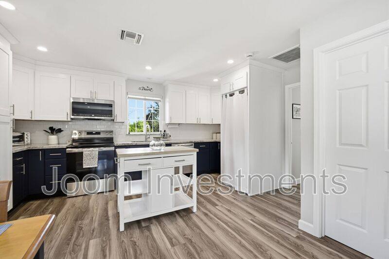 House for rent at 1668 Belford Ave, Pasadena, CA 91104