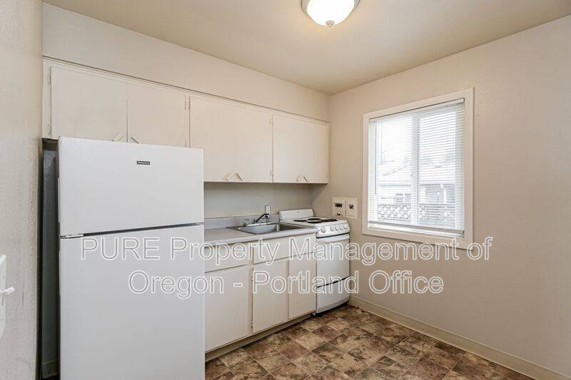 Apartment for rent at 7016 N Amherst St #2, Portland, OR 97203