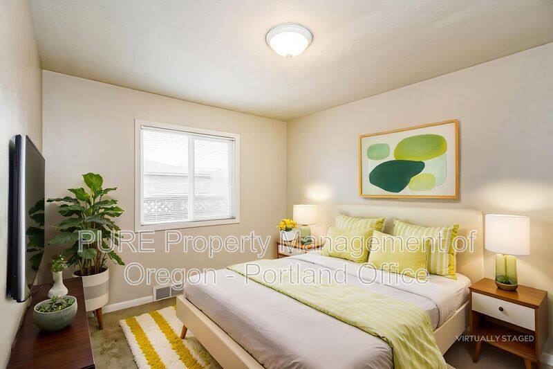 Apartment for rent at 7016 N Amherst St #2, Portland, OR 97203