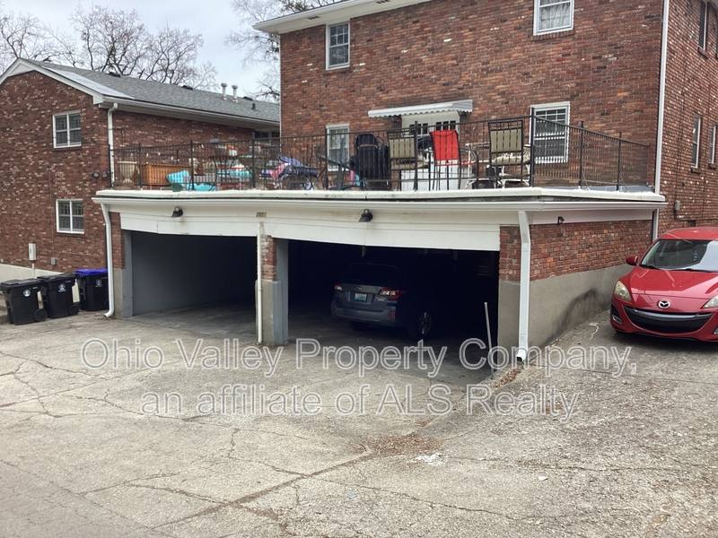 Apartment for rent at 2551 Glenmary Ave #3, Louisville, KY 40204