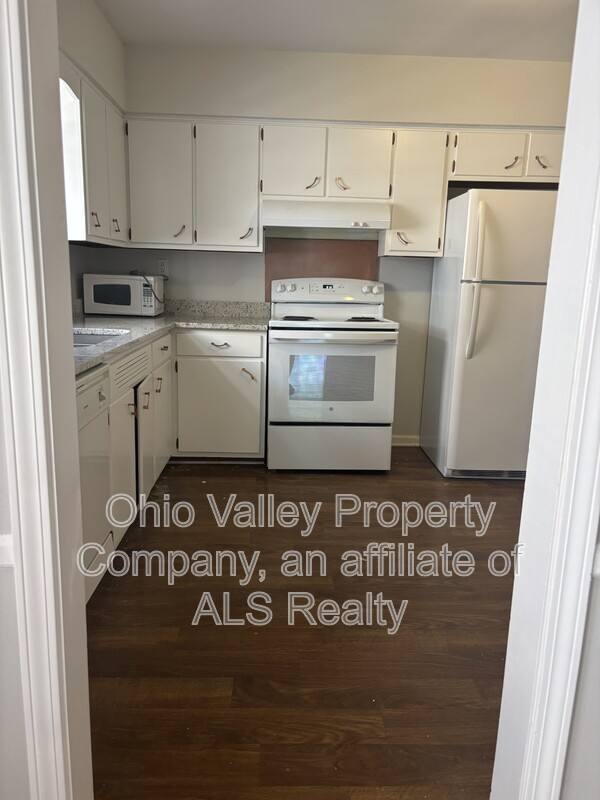 Apartment for rent at 2551 Glenmary Ave #3, Louisville, KY 40204