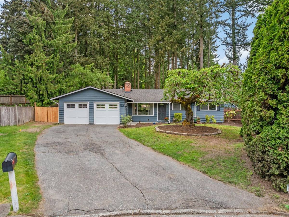 House for rent at 9226 NE 184th Place, Bothell, WA 98011