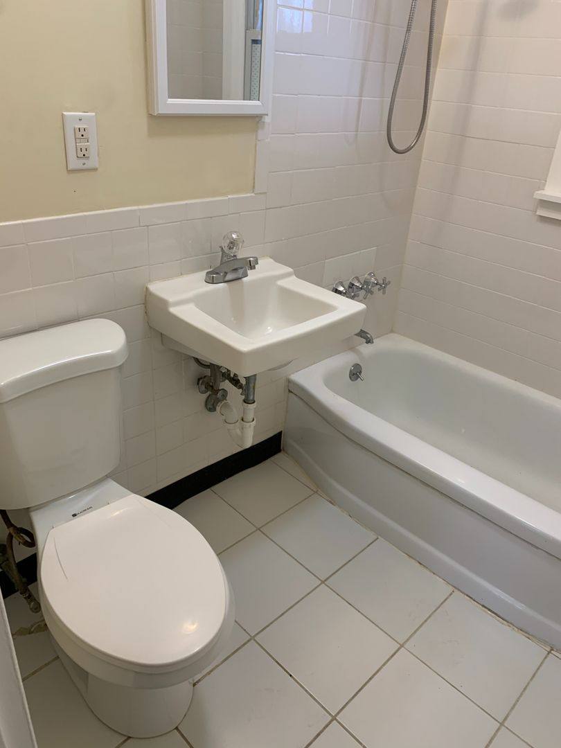 Apartment for rent at 23 Glenwood Ave, Poughkeepsie, NY 12601