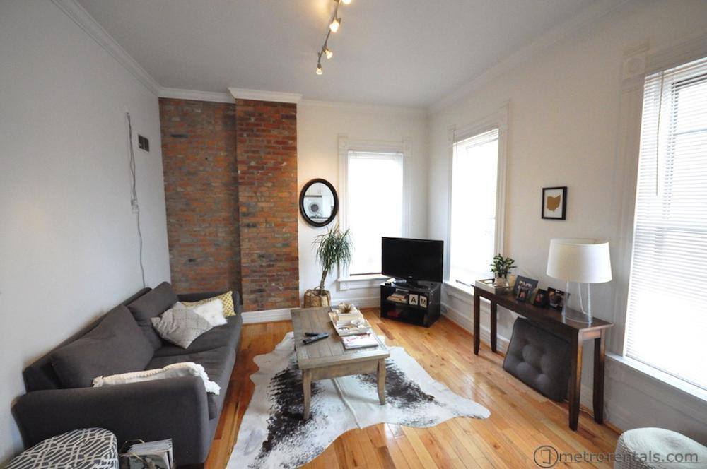 Apartment for rent at 621-623 City Park, Columbus, OH 43206