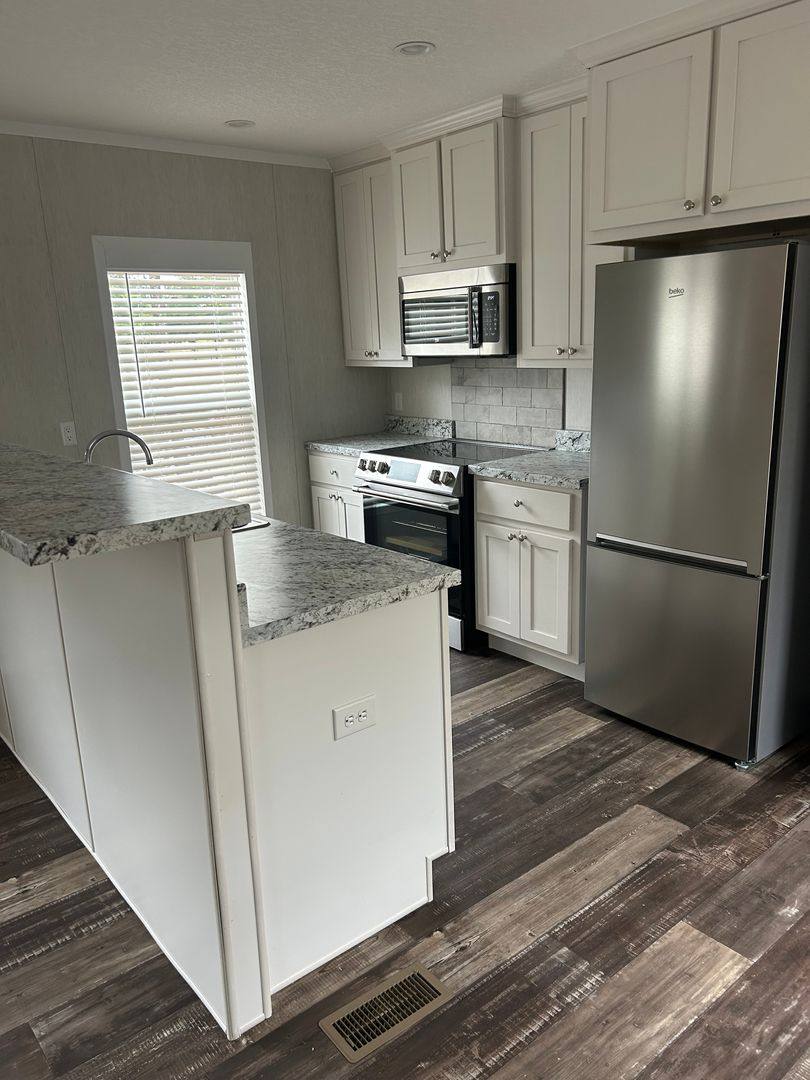 House for rent at 719 Windflower St, Defuniak Springs, FL 32433
