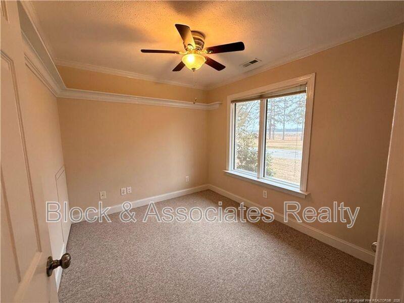 House for rent at 1165 Greenbriar Dr, Vass, NC 28394