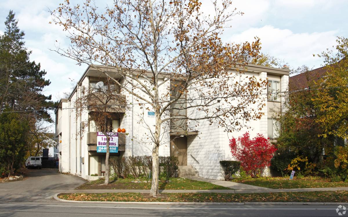 Apartment for rent at 323 Packard St, Ann Arbor, MI 48104