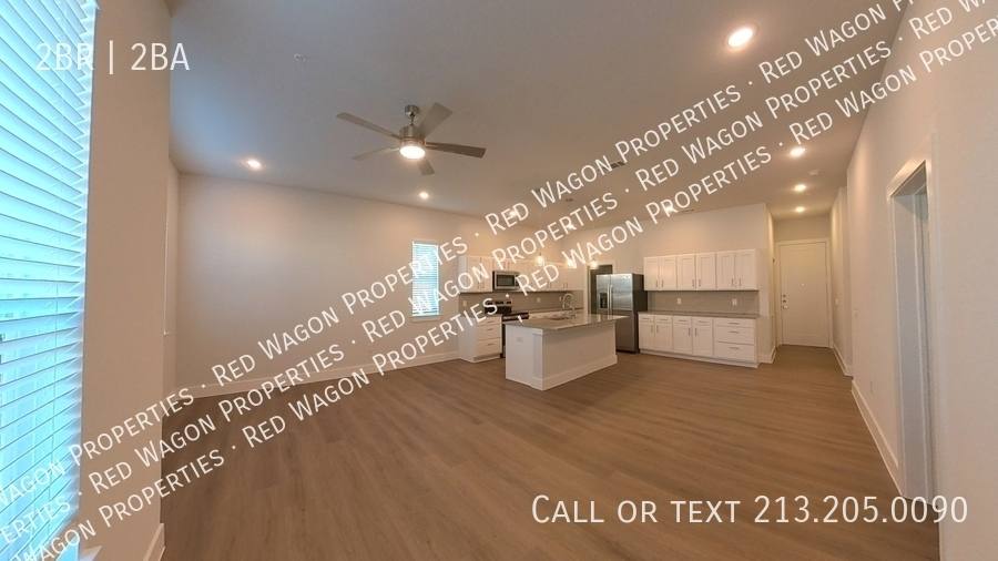 Apartment for rent at 330 E Carson St, San Antonio, TX 78208