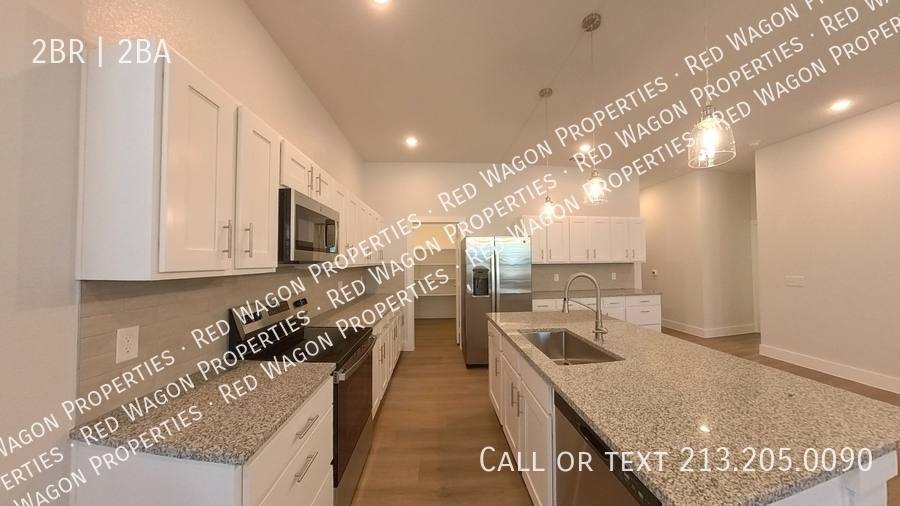 Apartment for rent at 330 E Carson St, San Antonio, TX 78208