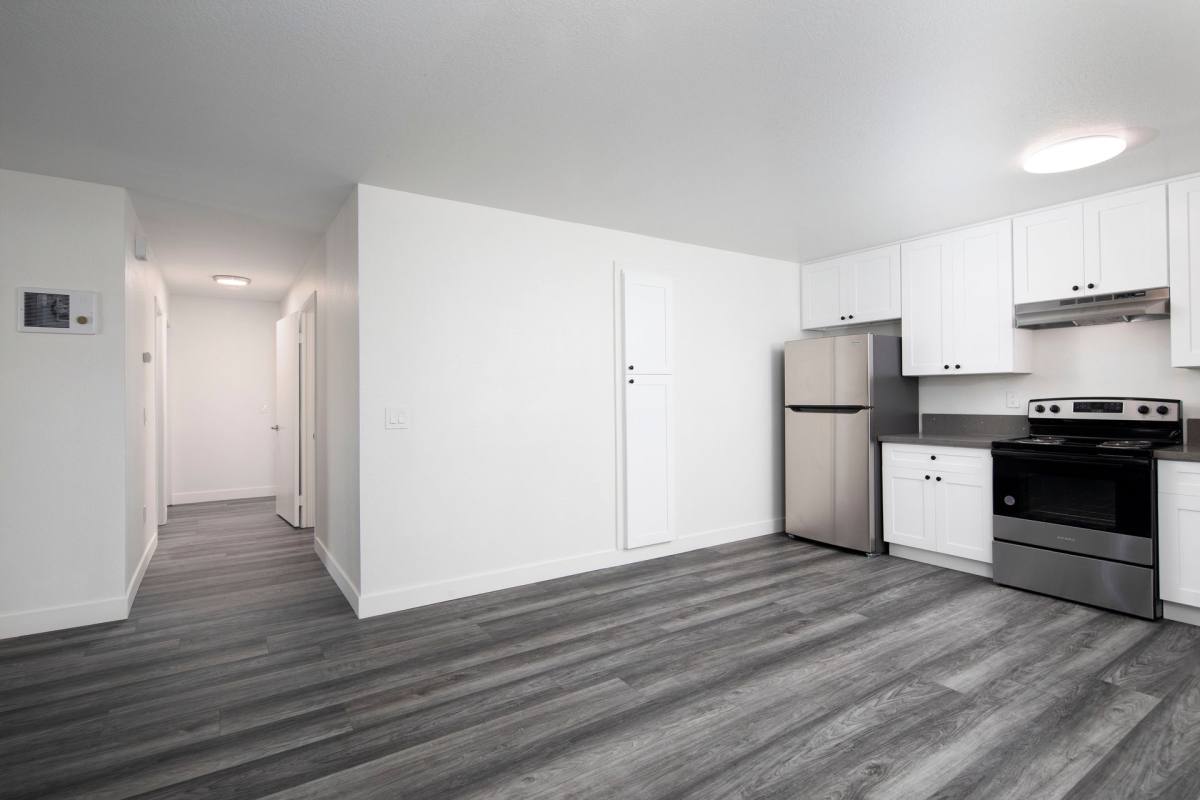 Apartment for rent at 31-131 N Highland Ave, National City, CA 91950