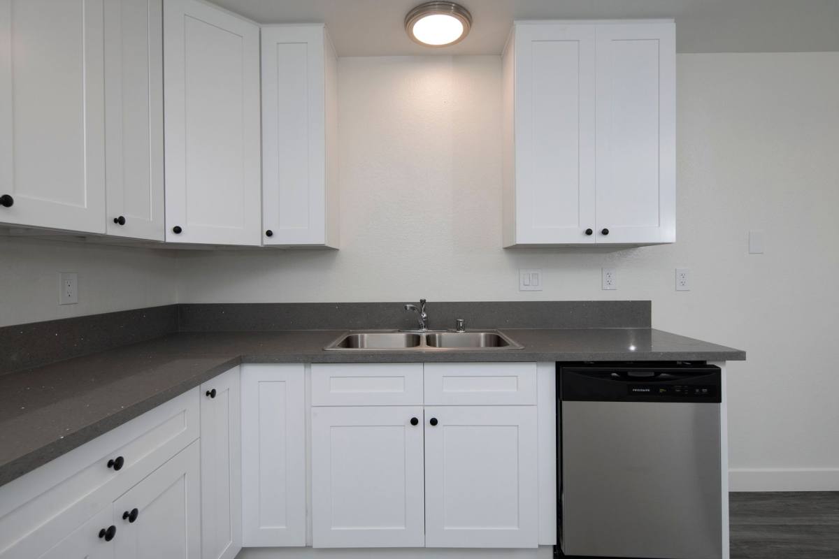 Apartment for rent at 31-131 N Highland Ave, National City, CA 91950