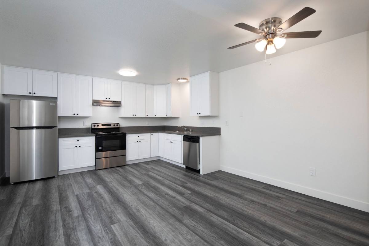 Apartment for rent at 31-131 N Highland Ave, National City, CA 91950