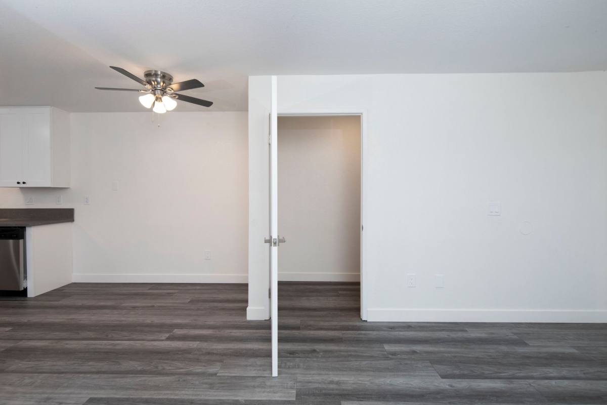 Apartment for rent at 31-131 N Highland Ave, National City, CA 91950