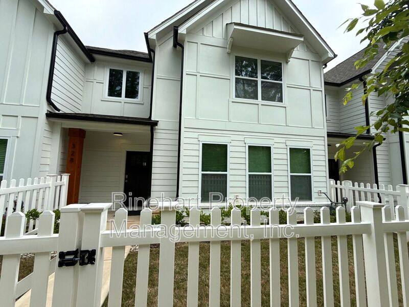 Townhouse for rent at 328 Ginsberg Rd, Rock Hill, SC 29732