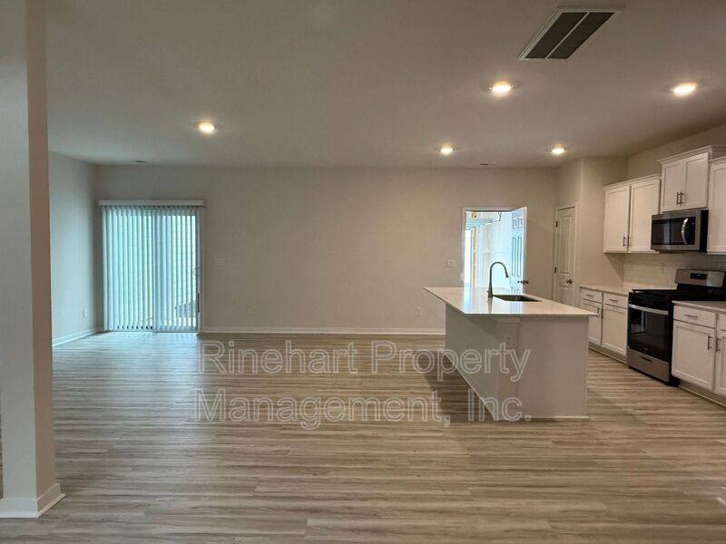 Townhouse for rent at 328 Ginsberg Rd, Rock Hill, SC 29732