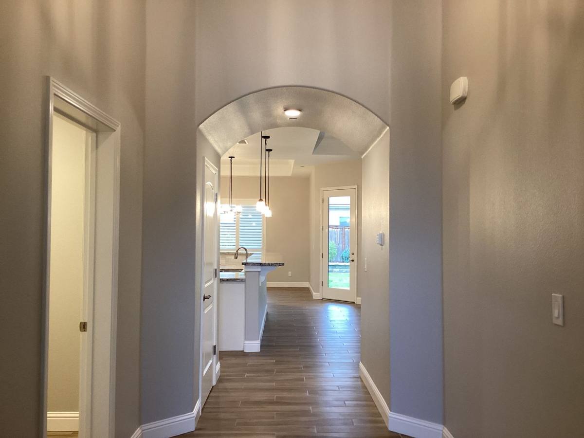 House for rent at 655 Alpine Way S, Madera, CA 93636