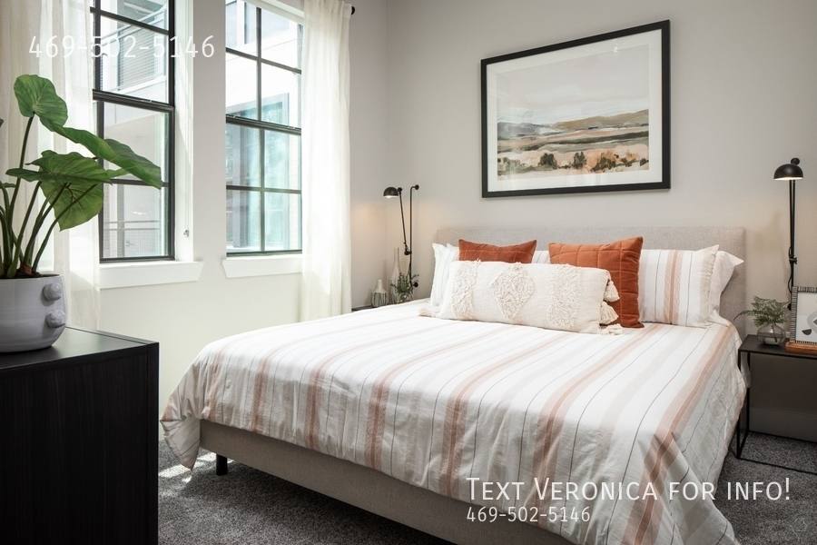 Apartment for rent at 1251 Sawyer St, Houston, TX 77007