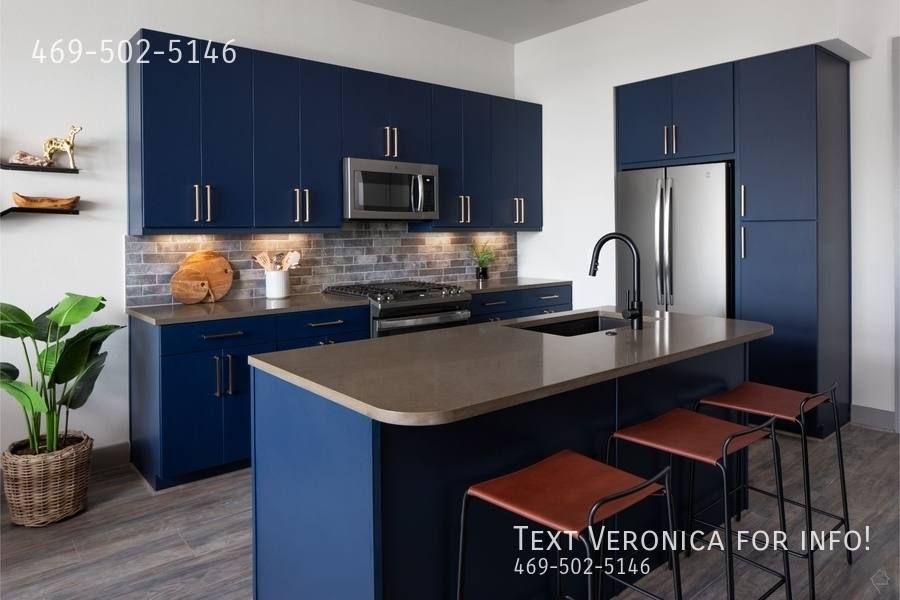 Apartment for rent at 1251 Sawyer St, Houston, TX 77007