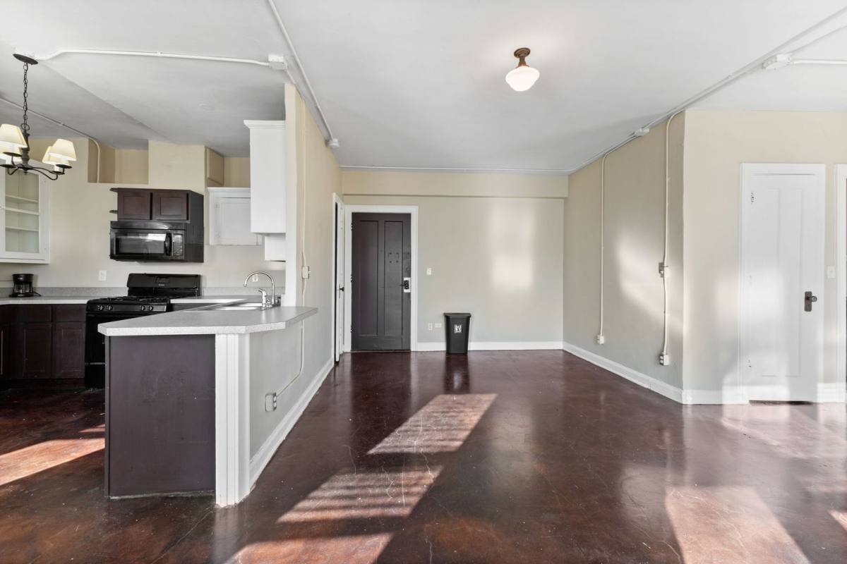 Apartment for rent at 111 E 16th St, Indianapolis, IN 46202