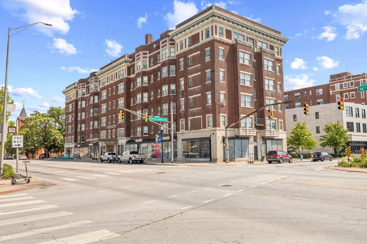 Apartment for rent at 111 E 16th St, Indianapolis, IN 46202