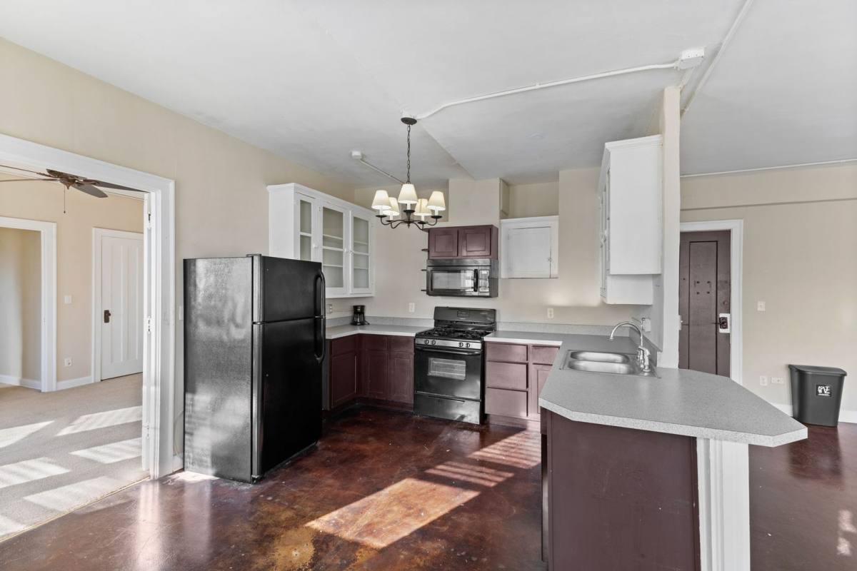 Apartment for rent at 111 E 16th St, Indianapolis, IN 46202